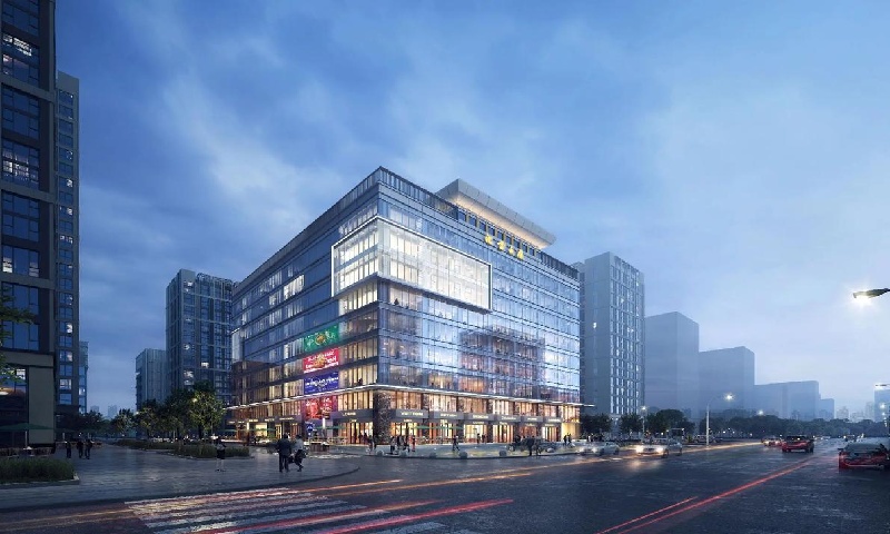 在白云区租写字楼时，是否需要缴纳额外费用，如中介费、押金等？