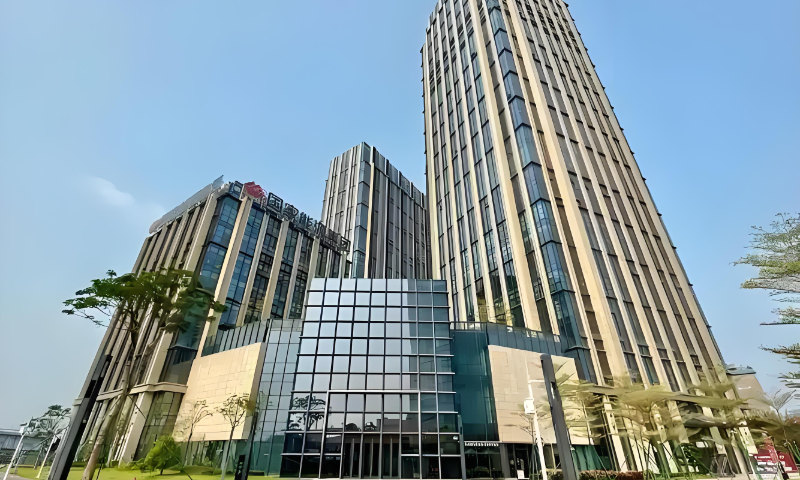 《灵活办公新趋势：共享空间VS整层定制，哪种更适合你？》