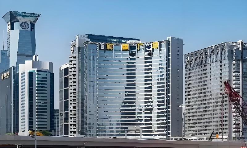 1757381953703873.jpg 财富广场.jpg